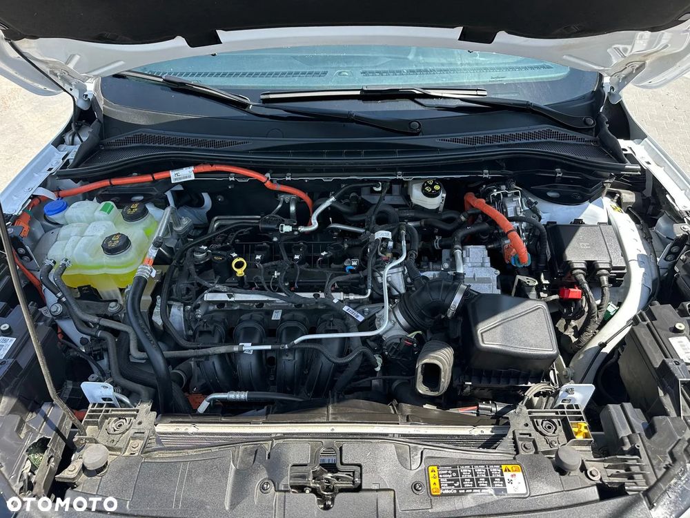 Ford Kuga 2.5 Duratec FHEV ST-LINE - 19