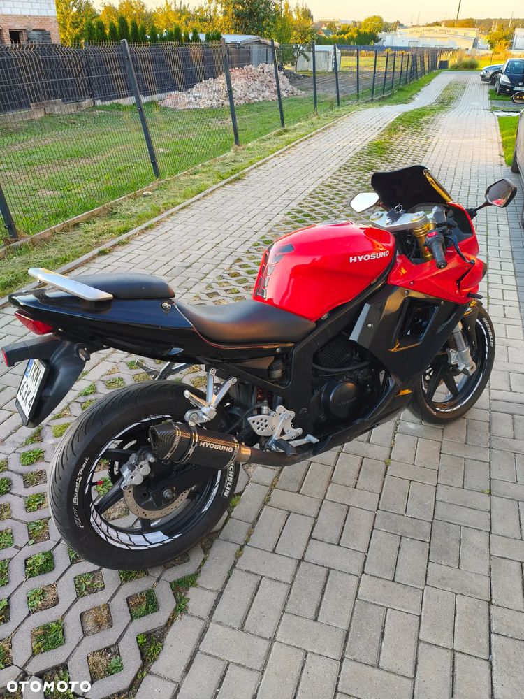 Hyosung GT - 2