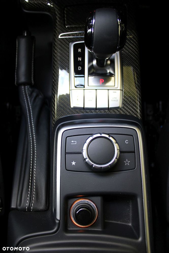 Mercedes-Benz Klasa G 500 4x4(2) - 35