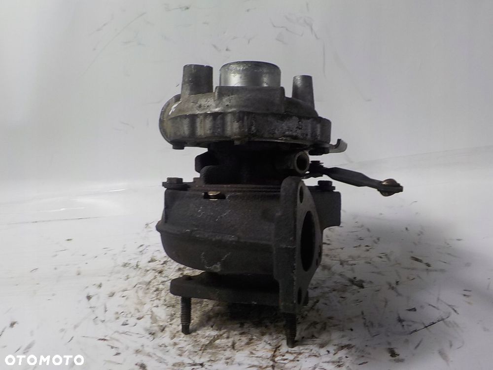 JAGUAR XF X250 2.7D V6 TURBOSPRĘŻARKA TURBINA 6R8Q-6K682-BD - 4