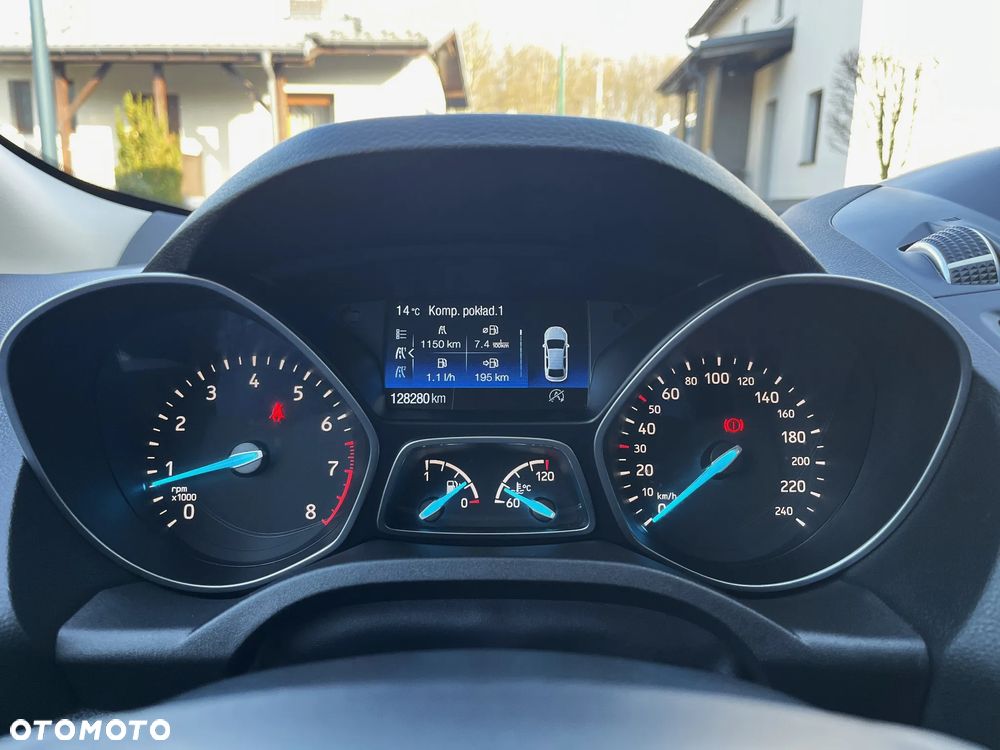 Ford Kuga 1.5 EcoBoost 2x4 Titanium - 22