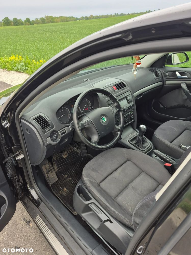 Skoda Octavia 2.0 FSI Elegance - 4