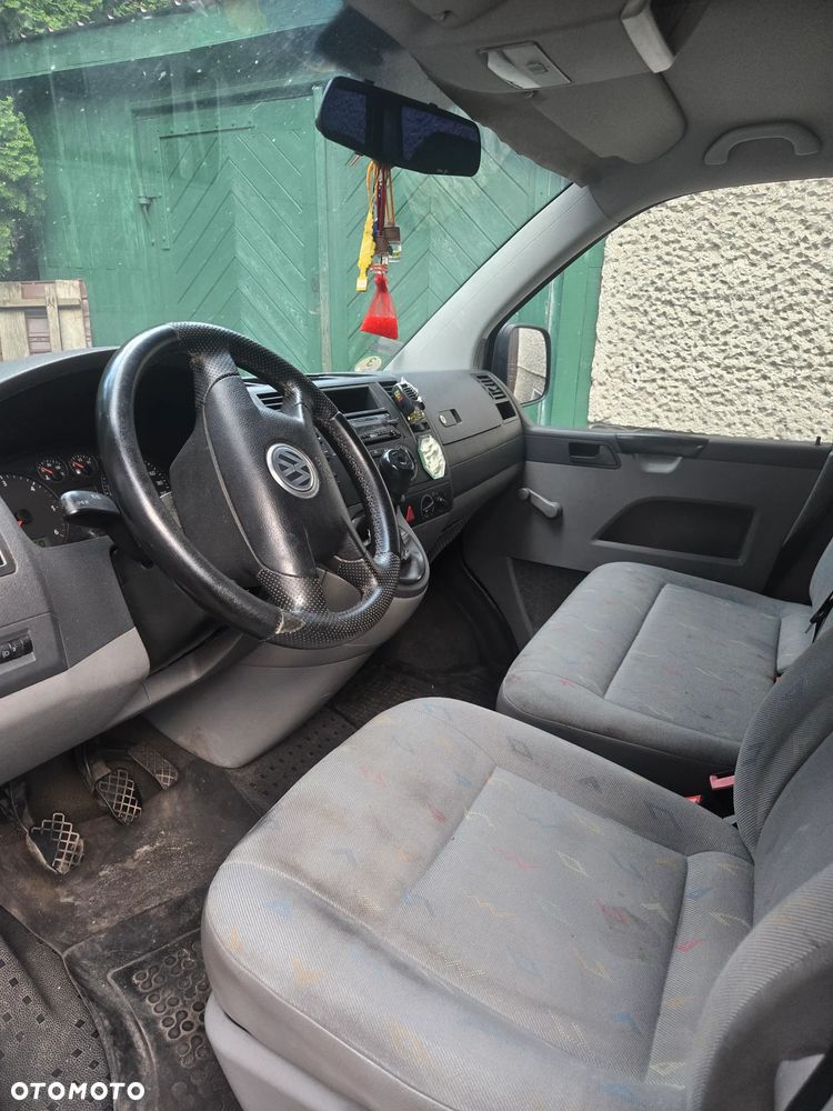 Volkswagen Transporter - 4