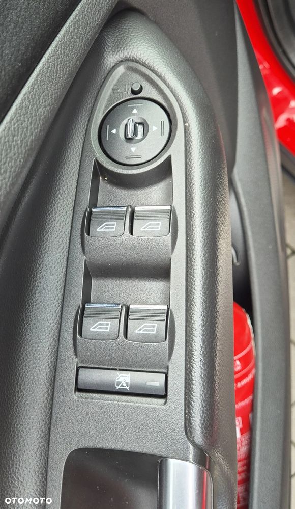 Ford Kuga 2.0 TDCi 4WD Titanium - 25