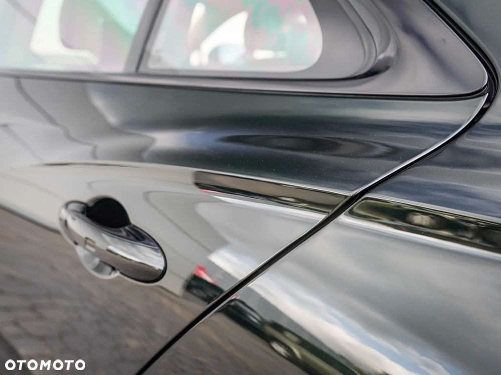 Bentley Flying Spur - 10