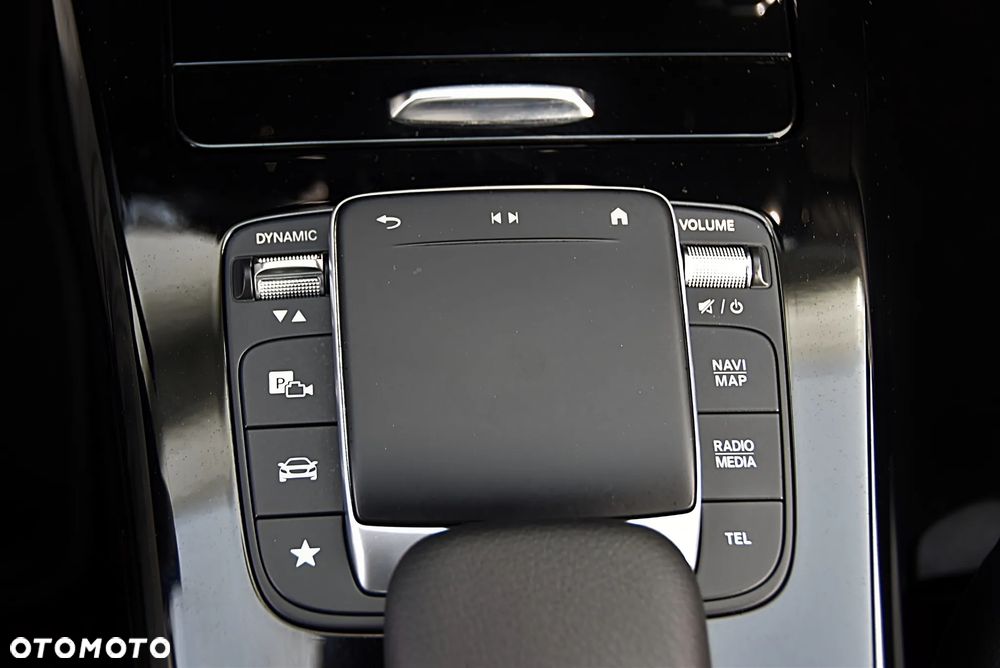 Mercedes-Benz Klasa A 200 7G-DCT - 31