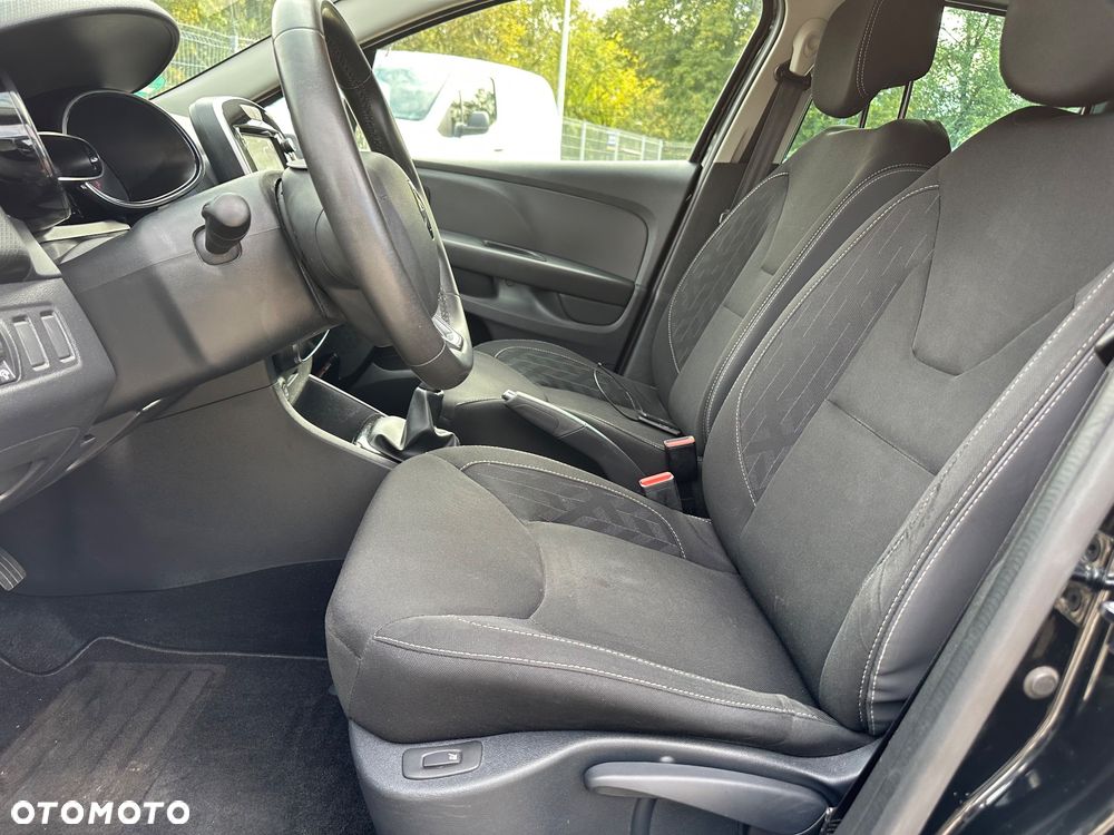 Renault Clio 1.2 16V Limited - 13