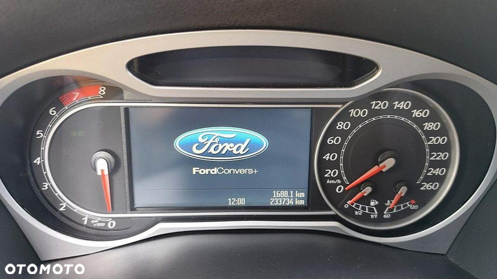 Ford Mondeo - 12
