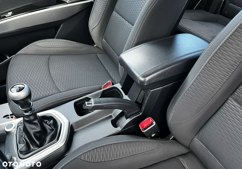 SsangYong/KGM Tivoli - 31