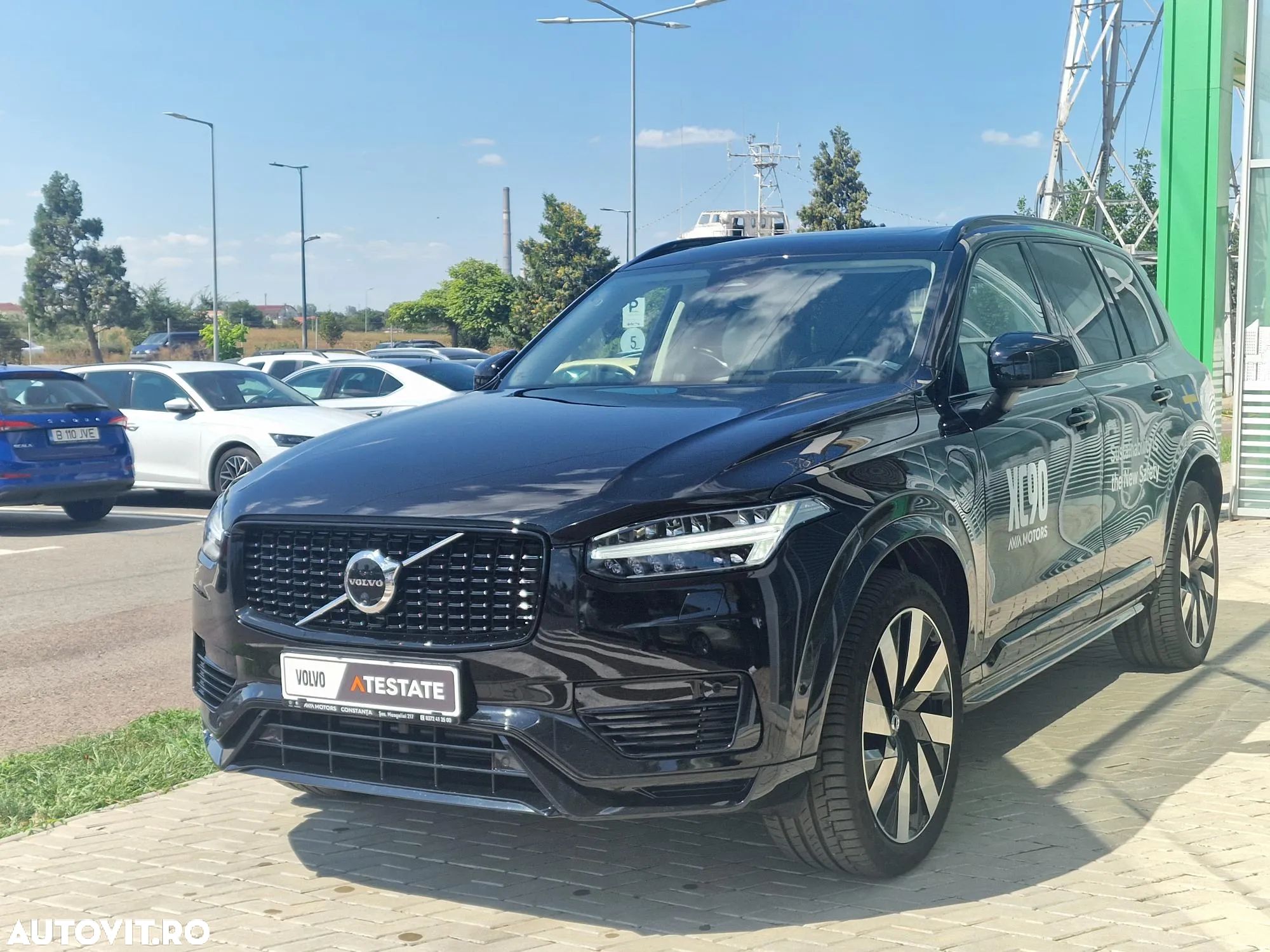 Volvo XC 90 - 1
