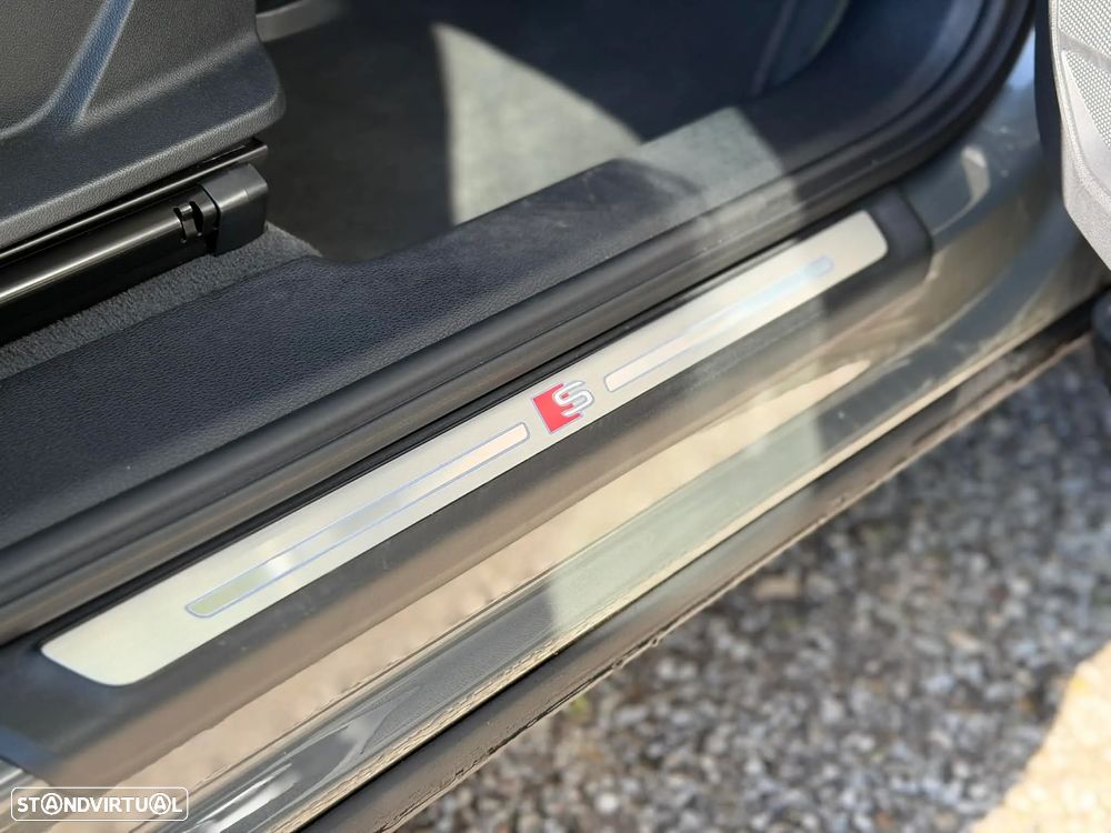 Audi Q3 Sportback 45 TFSIe S line S tronic - 20