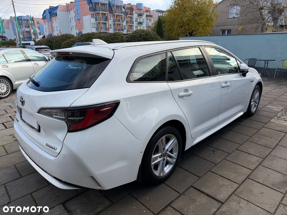 Toyota Corolla 1.8 Hybrid Comfort - 10