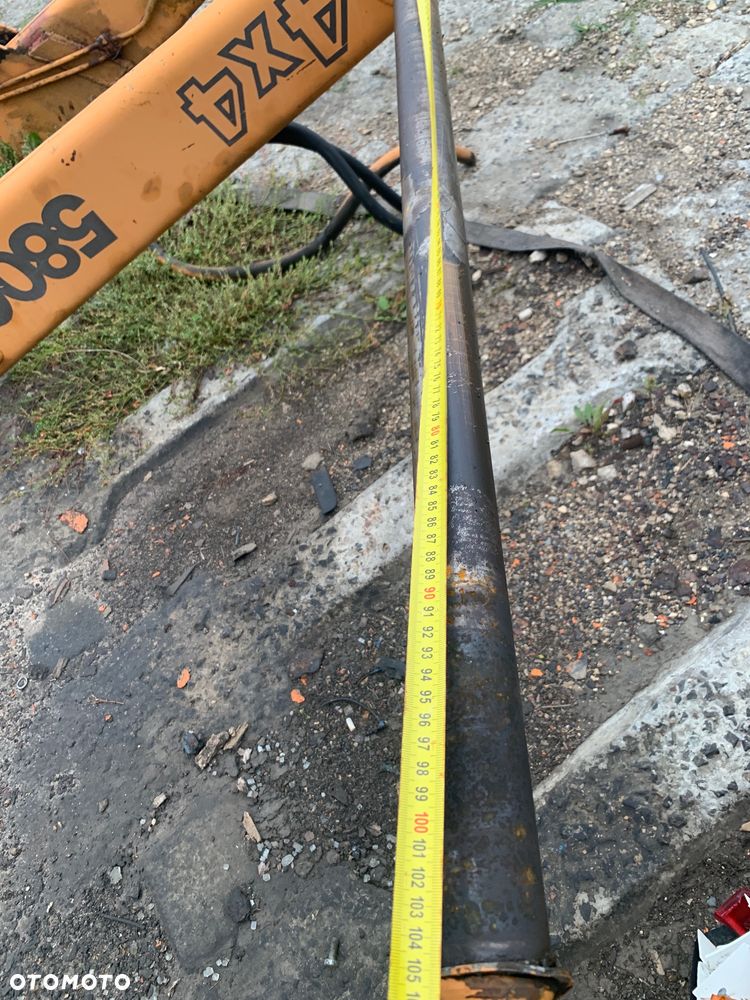 Sworzeń główny przednich ramion do CASE 580 K, SK, Super - 5