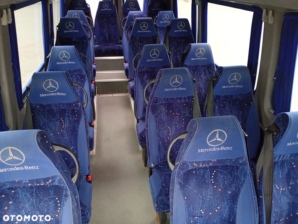 Mercedes-Benz SPRINTER - 11