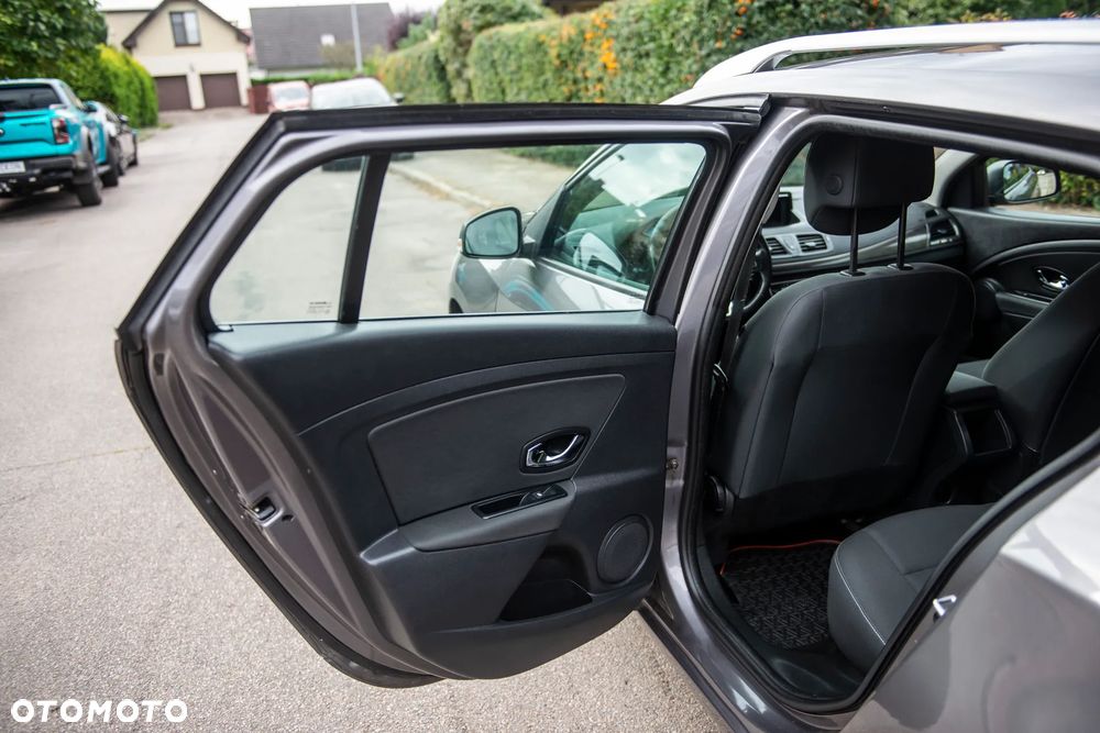 Renault Megane 1.6 16V 100 TomTom Edition - 29