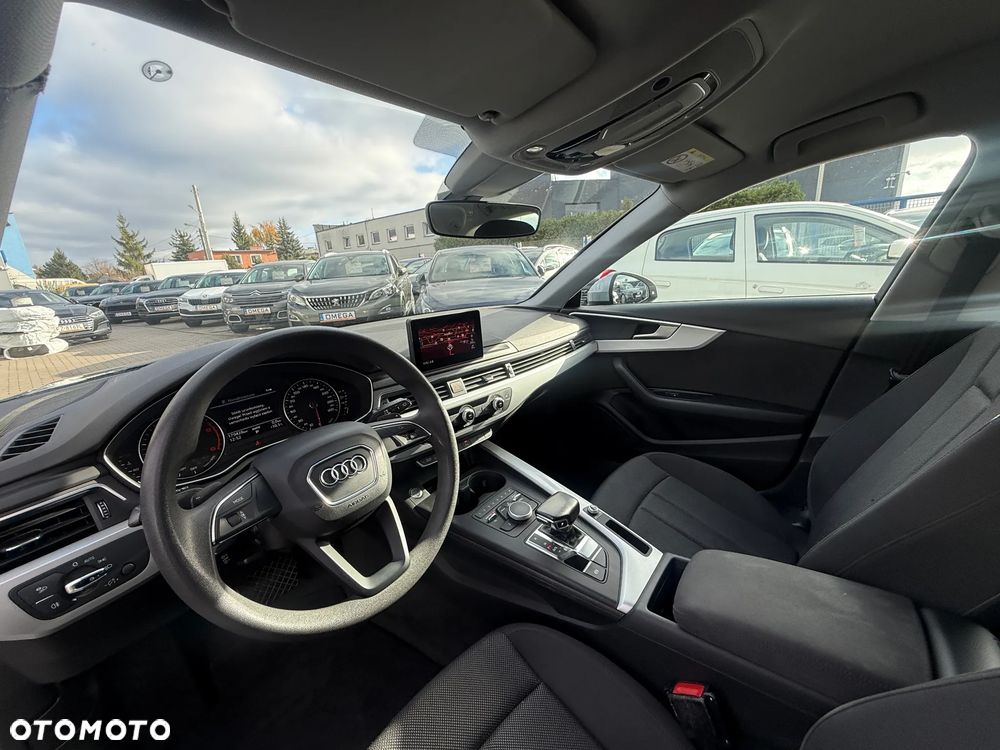 Audi A4 Avant - 10
