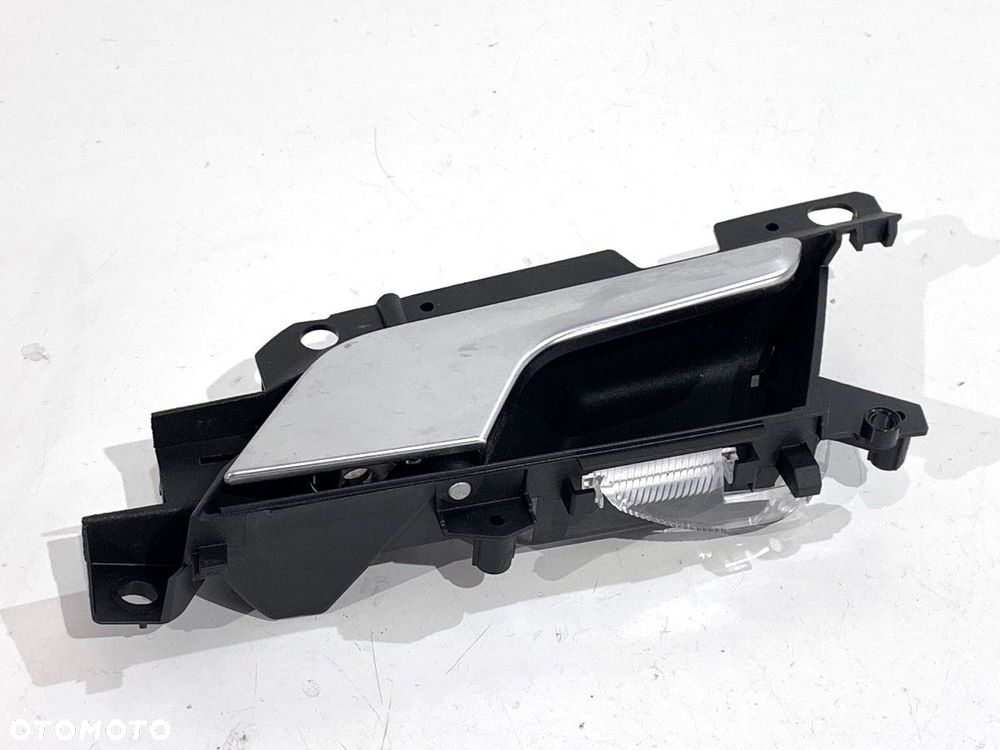 KLAMKA WEWNĘTRZNA PRAWY PRZÓD - 80.00 PLN - AUDI A4 B9 Avant (8W5, 8WD) 2015 - 2025 2.0 TDI 110 kW - 2