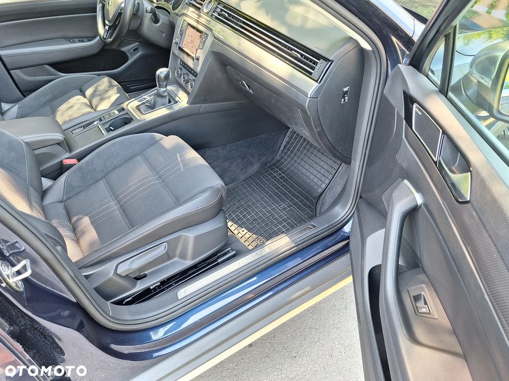 Volkswagen Passat Alltrack 2.0 TDI SCR 4Motion DSG (BMT) - 12