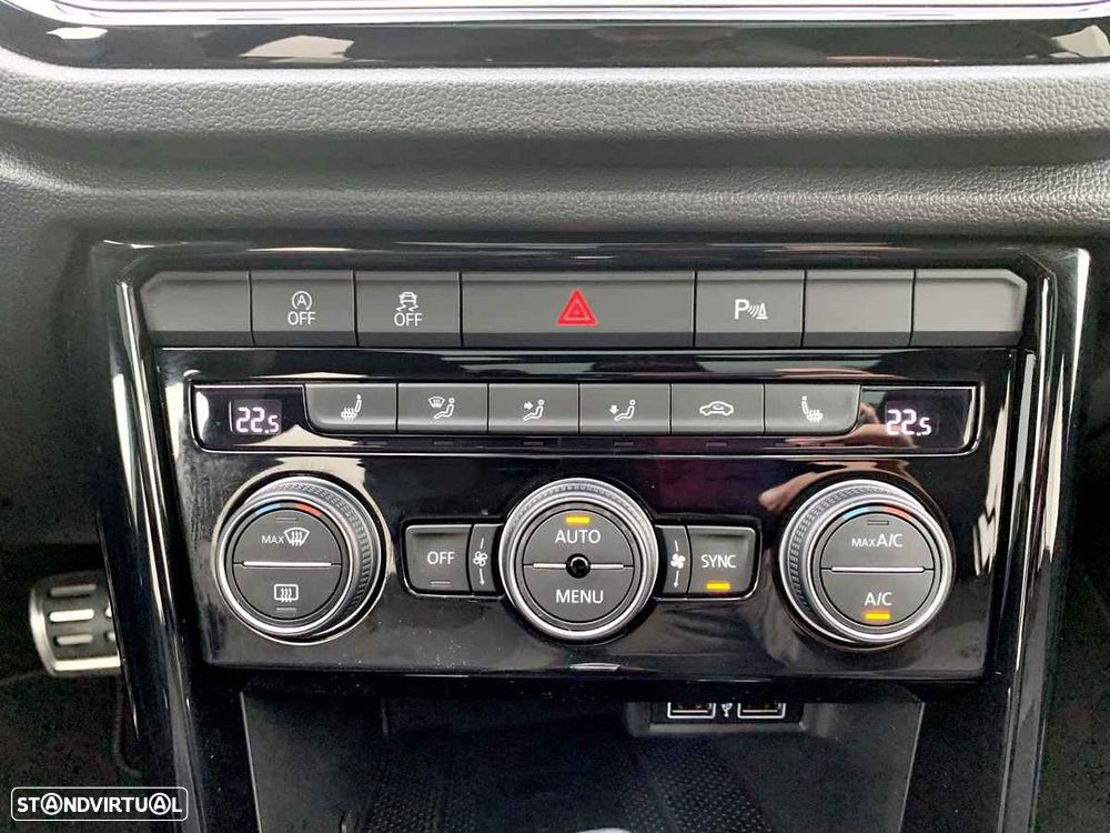 VW T-Roc 2.0 TSI OPF 4MOTION DSG - 20
