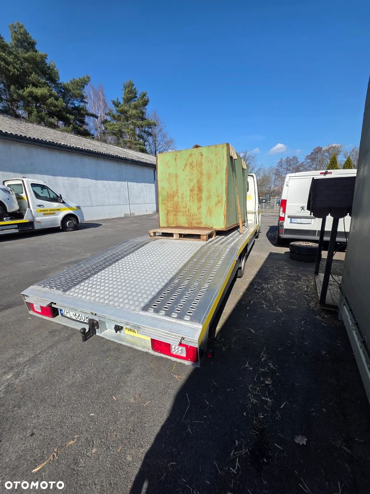 Mercedes-Benz Sprinter 519 - 13
