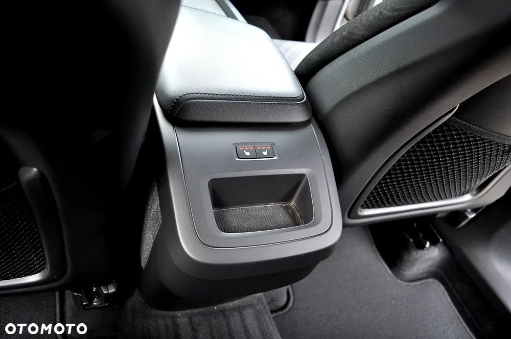 Volvo XC 60 B4 D Geartronic Momentum Pro - 21