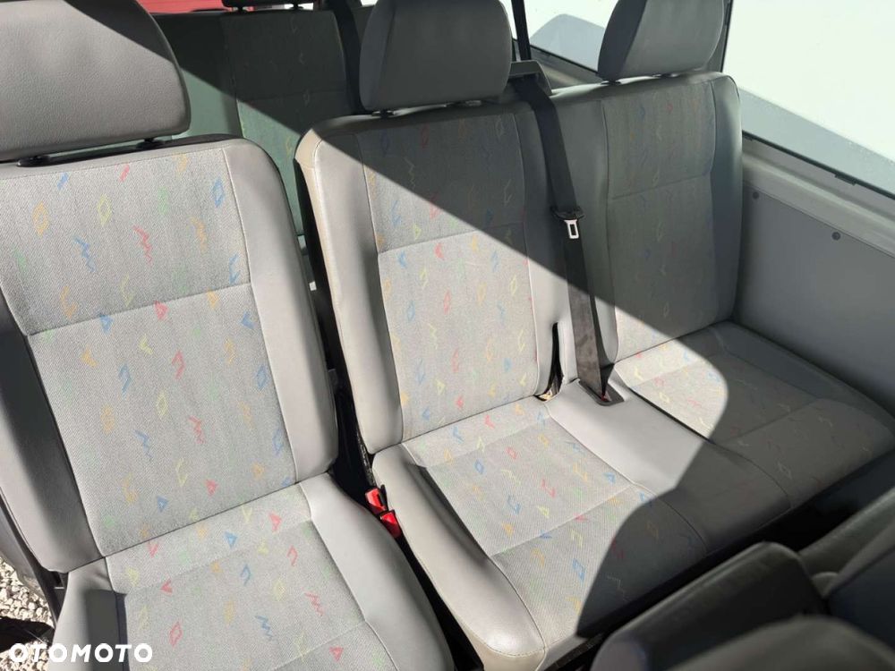 Volkswagen Transporter - 29