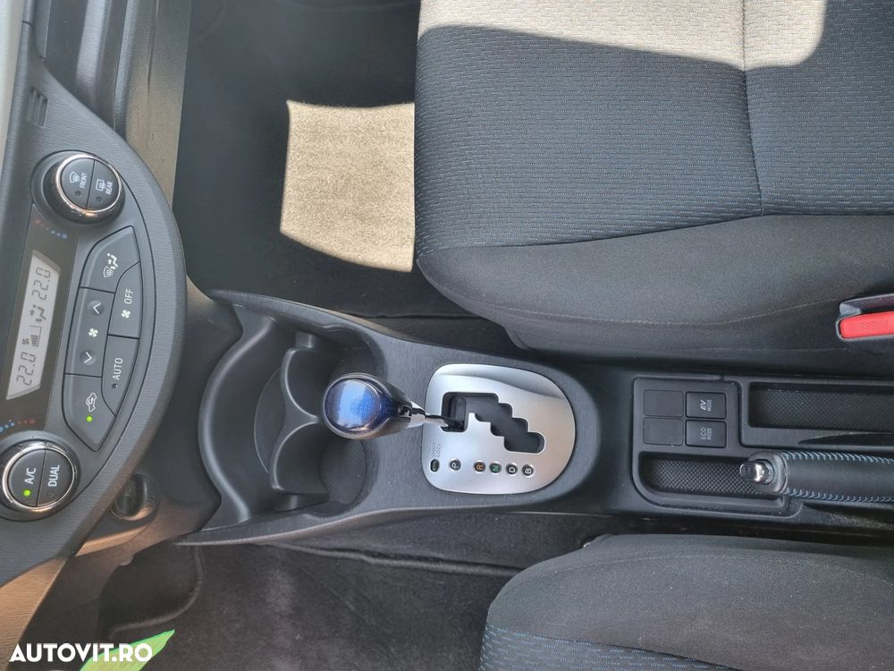 Toyota Yaris 1.5 VVT-i Comfort - 11