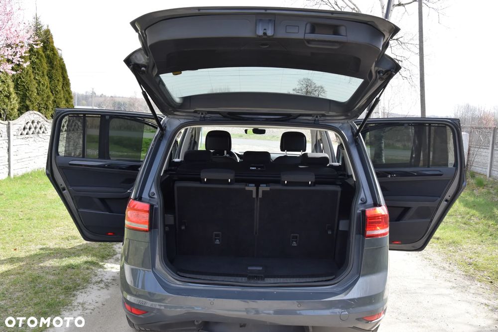 Volkswagen Touran 1.5 TSI ACT OPF DSG Highline - 21