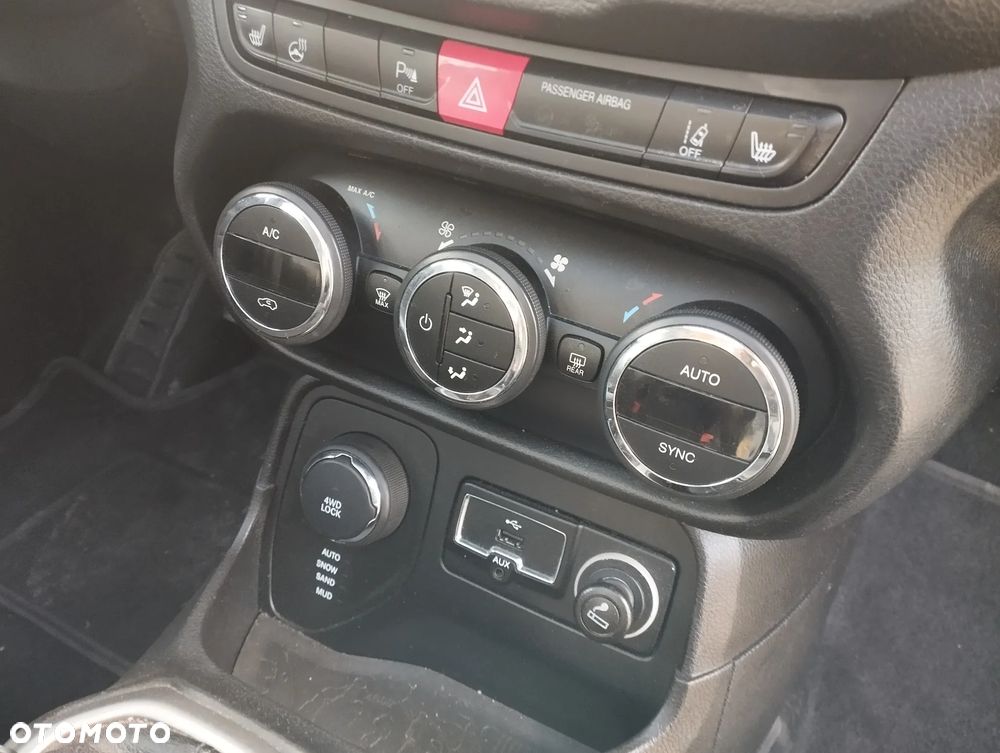 Jeep Renegade 2.0 MultiJet Active Drive Limited Adventure Edition - 27