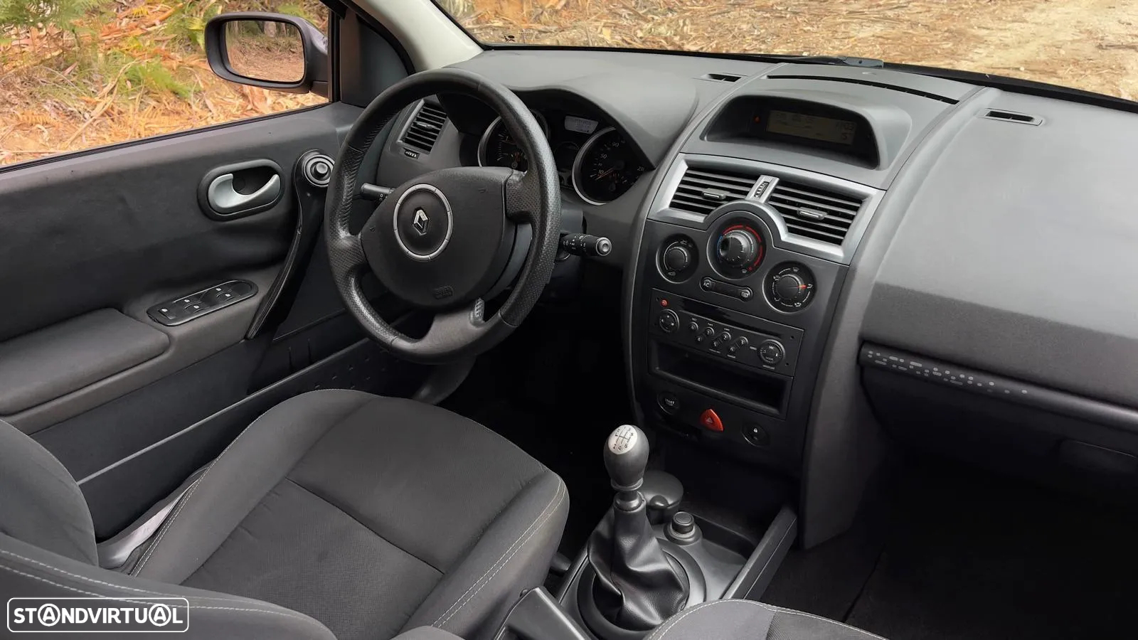 Renault Mégane 1.5 dCi Dynamique S - 25