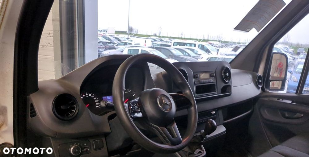 Mercedes-Benz SPRINTER 311CDI 37 - 8