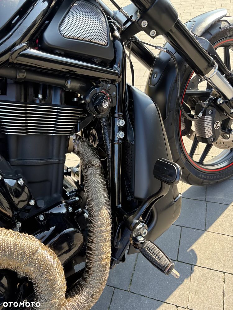 Harley-Davidson V-Rod Night Rod - 10