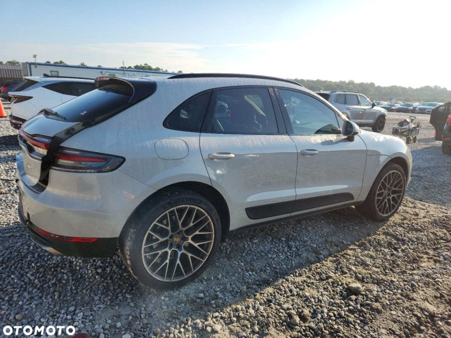 Porsche Macan - 3