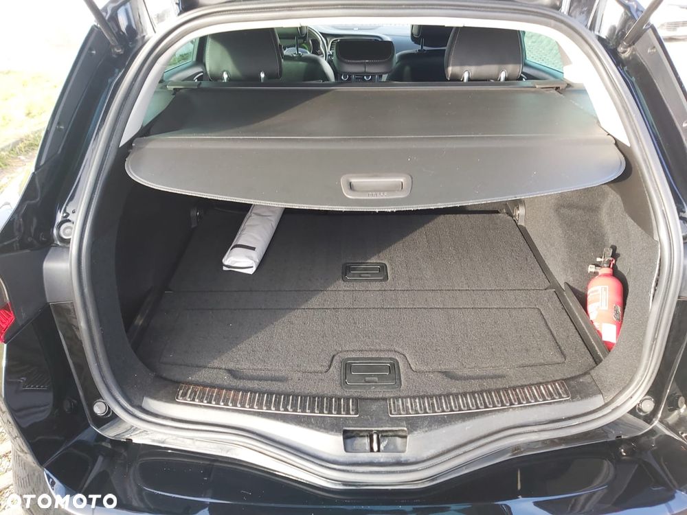 Renault Megane ENERGY TCe 130 BOSE EDITION - 19