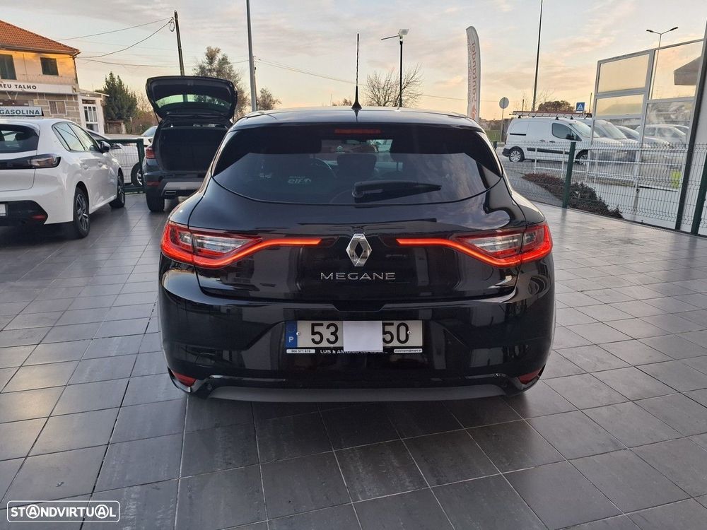 Renault Mégane 1.3 TCe Limited J17 - 4