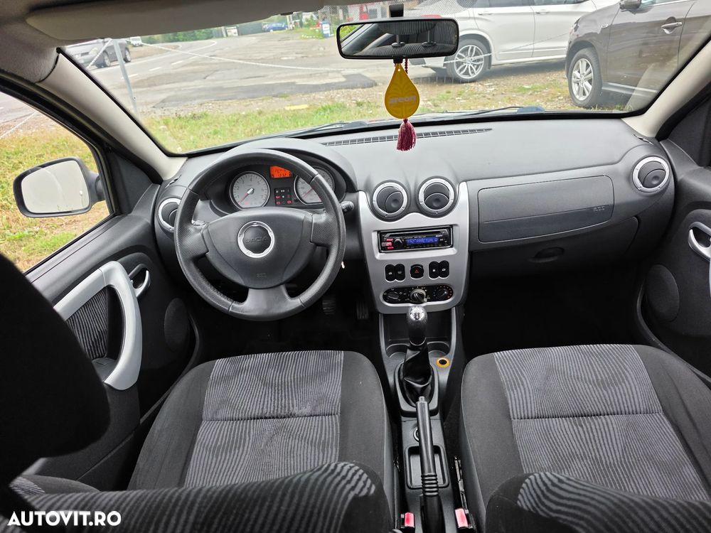 Dacia Sandero 1.5 DCI Prestige - 8