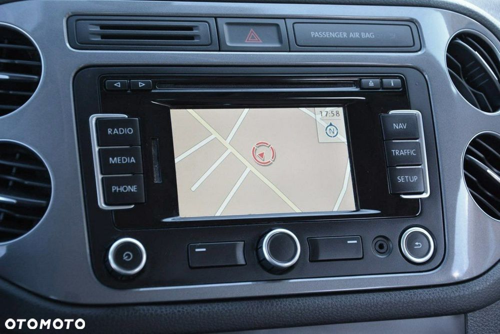 Volkswagen Tiguan 2.0 TDI DPF BlueMotion Technology Cup Sport & Style - 30