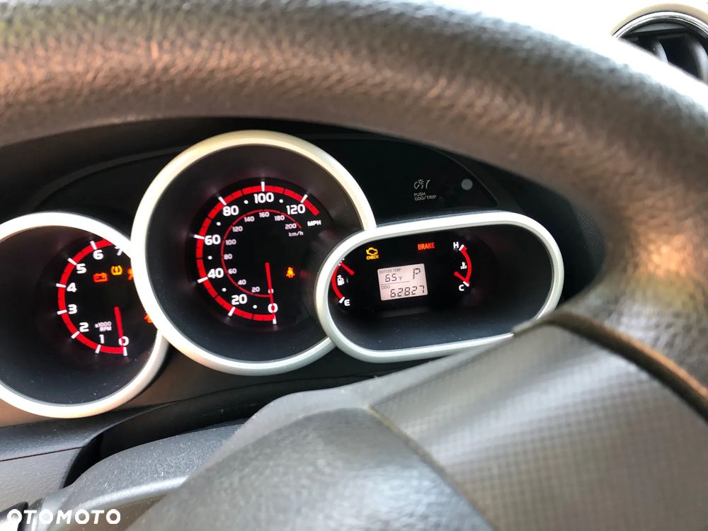 Toyota Matrix 1.8 - 10