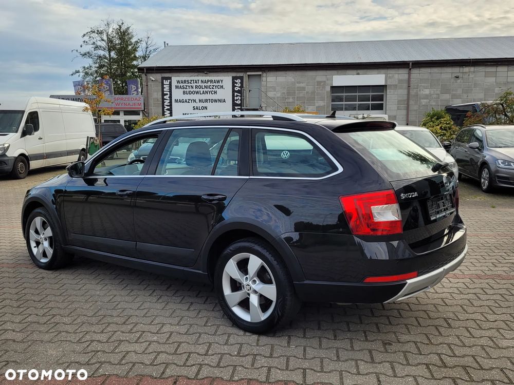 Skoda Octavia 2.0 TDI 4x4 DSG Scout - 11