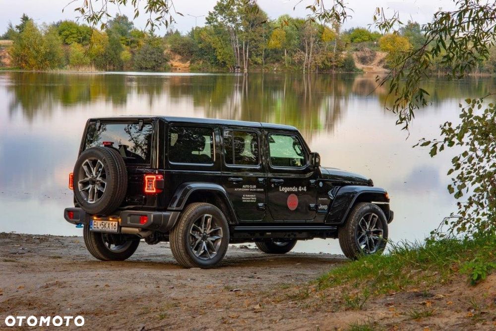 Jeep Wrangler - 13