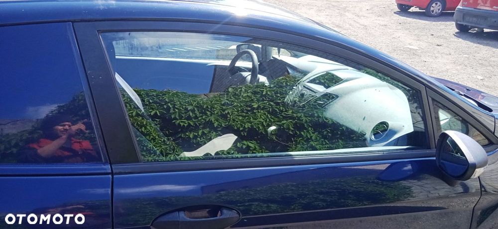 Szyba Drzwi Karoseryjna Ford Fiesta MK7 3D 1.4 TDCi lak. E9 - 7