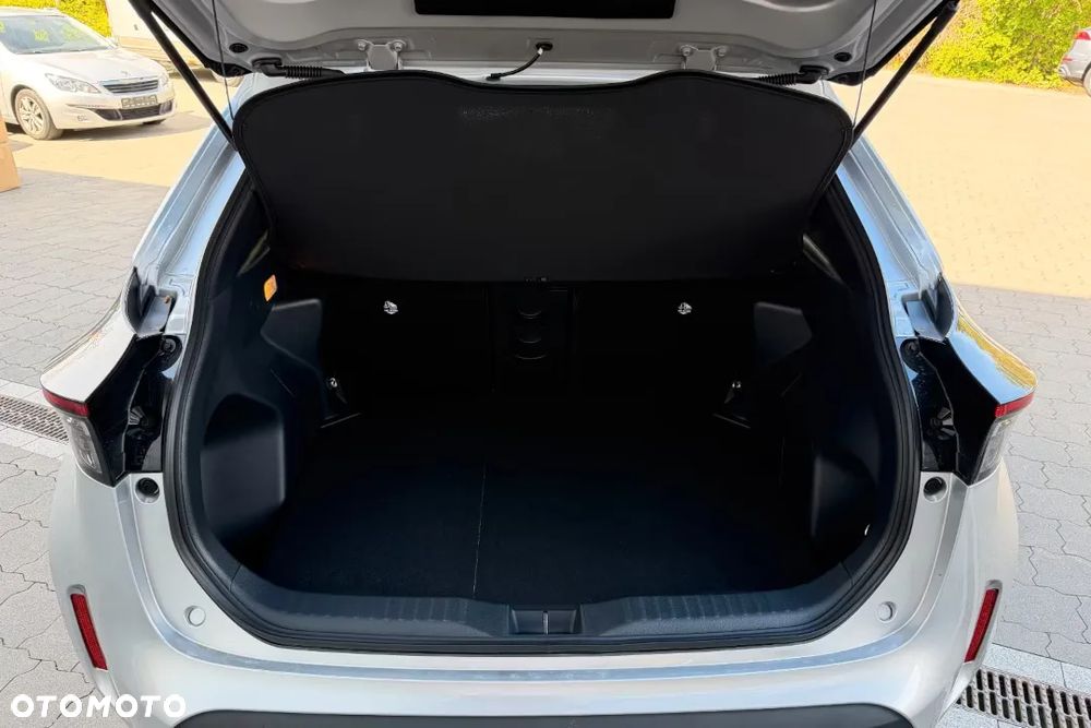 Toyota Yaris Cross Hybrid 1.5 Style - 29