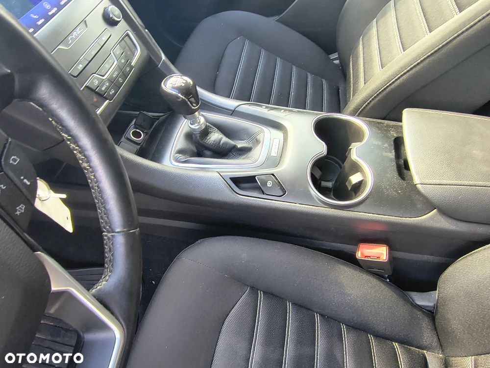 Ford Mondeo - 21