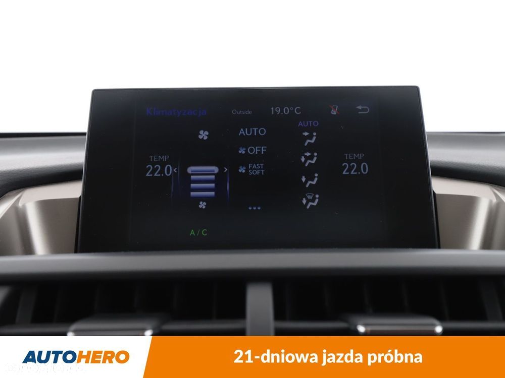 Lexus NX 300h Comfort AWD - 23