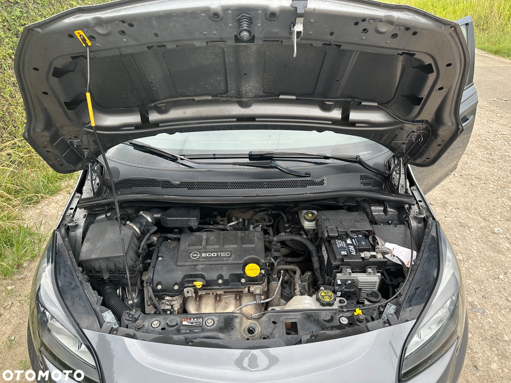 Opel Corsa 1.4 Cosmo - 27