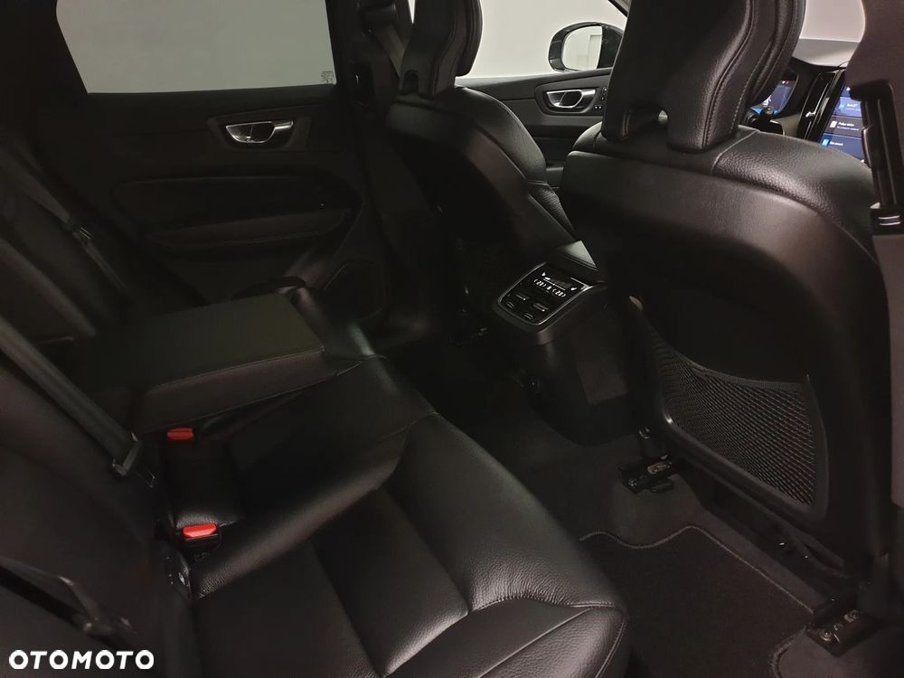 Volvo XC 60 B4 D Geartronic Inscription - 29