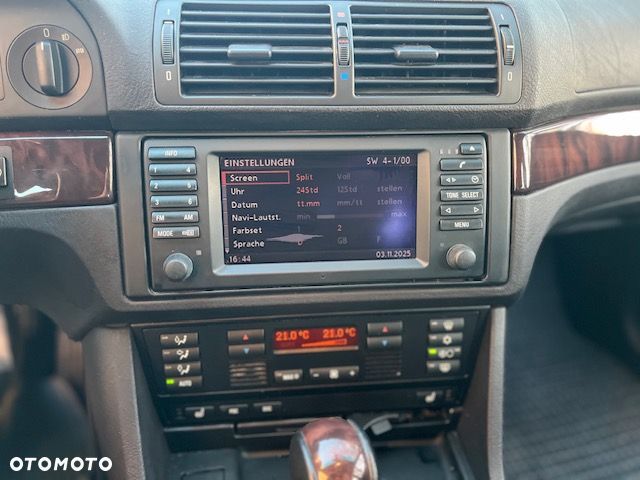 BMW Seria 5 - 32
