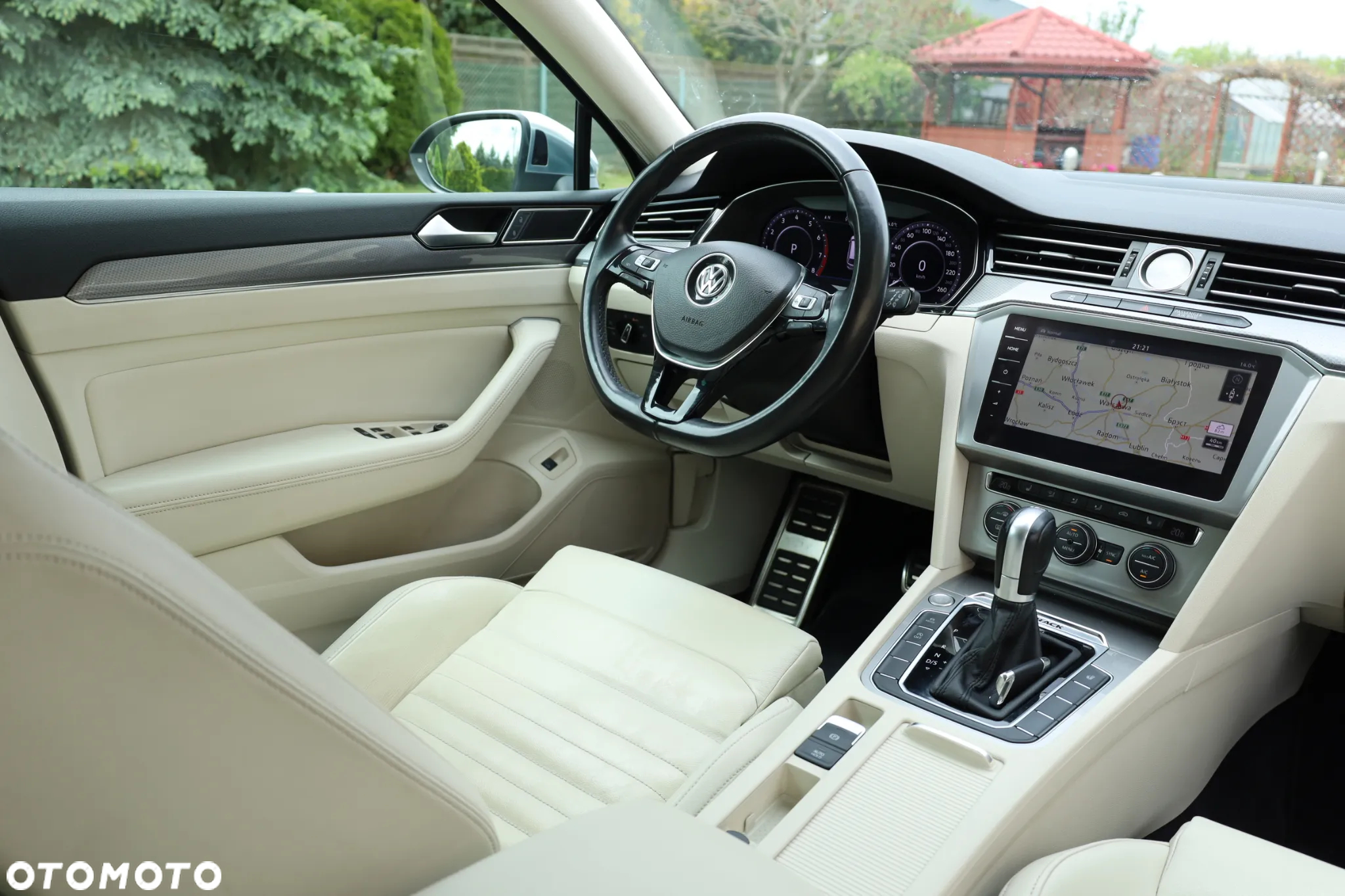 Volkswagen Passat Alltrack 2.0 TSI BMT 4Mot DSG - 24