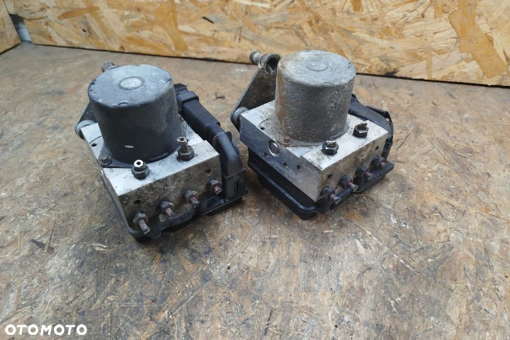 pompa hamulcowa ABS 0265230404  do Volkwagen Crafter I 06- MERCEDES W906 06- - 1