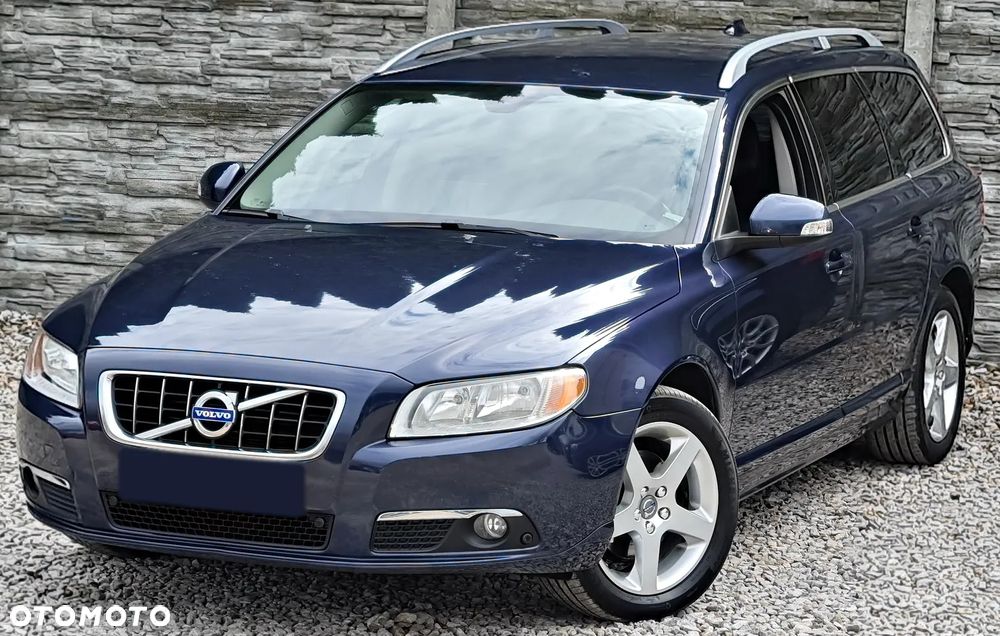 Volvo V70 2.0T Summum - 1